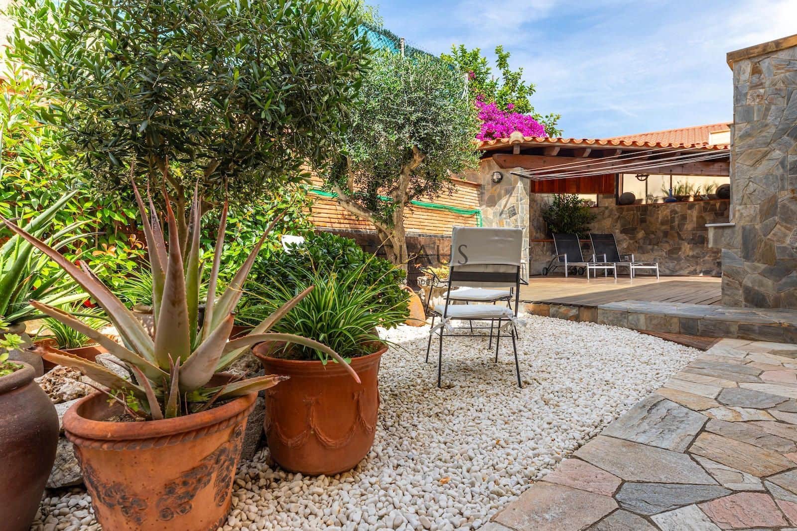 4 bedroom Villa for sale in Teia with pool garage - € 770,000 (Ref: 9035542)