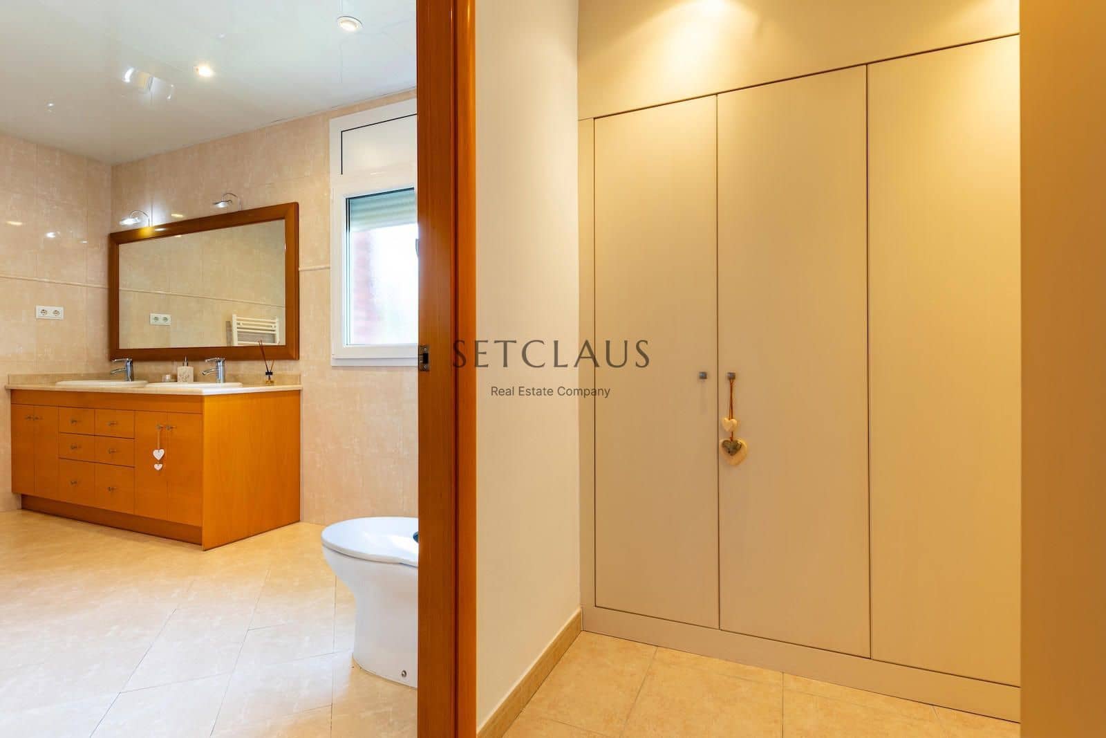 7 chambre Villa/Maison à vendre à Sant Vicenc de Montalt avec garage - 890 000 € (Ref: 9105919)