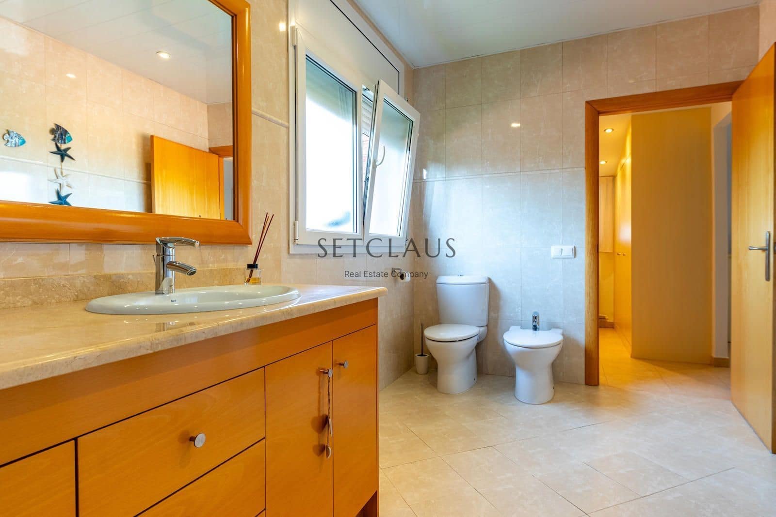 7 chambre Villa/Maison à vendre à Sant Vicenc de Montalt avec garage - 890 000 € (Ref: 9105919)