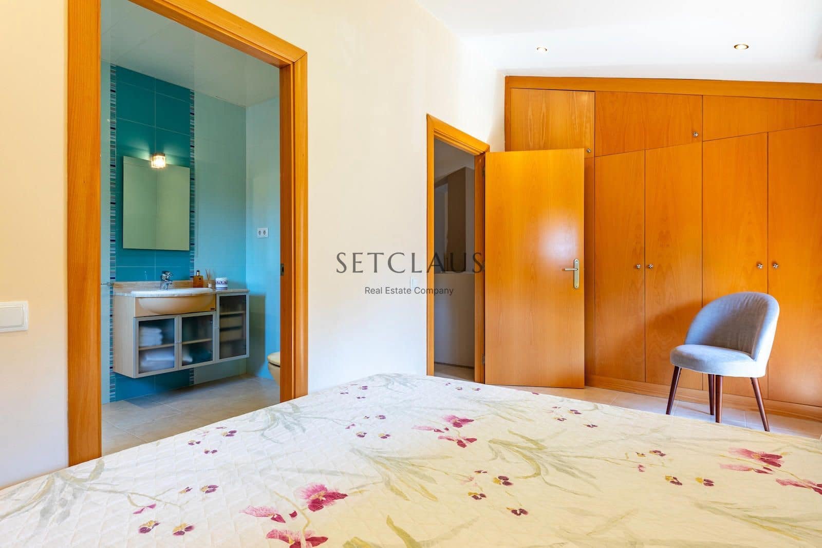 7 chambre Villa/Maison à vendre à Sant Vicenc de Montalt avec garage - 890 000 € (Ref: 9105919)