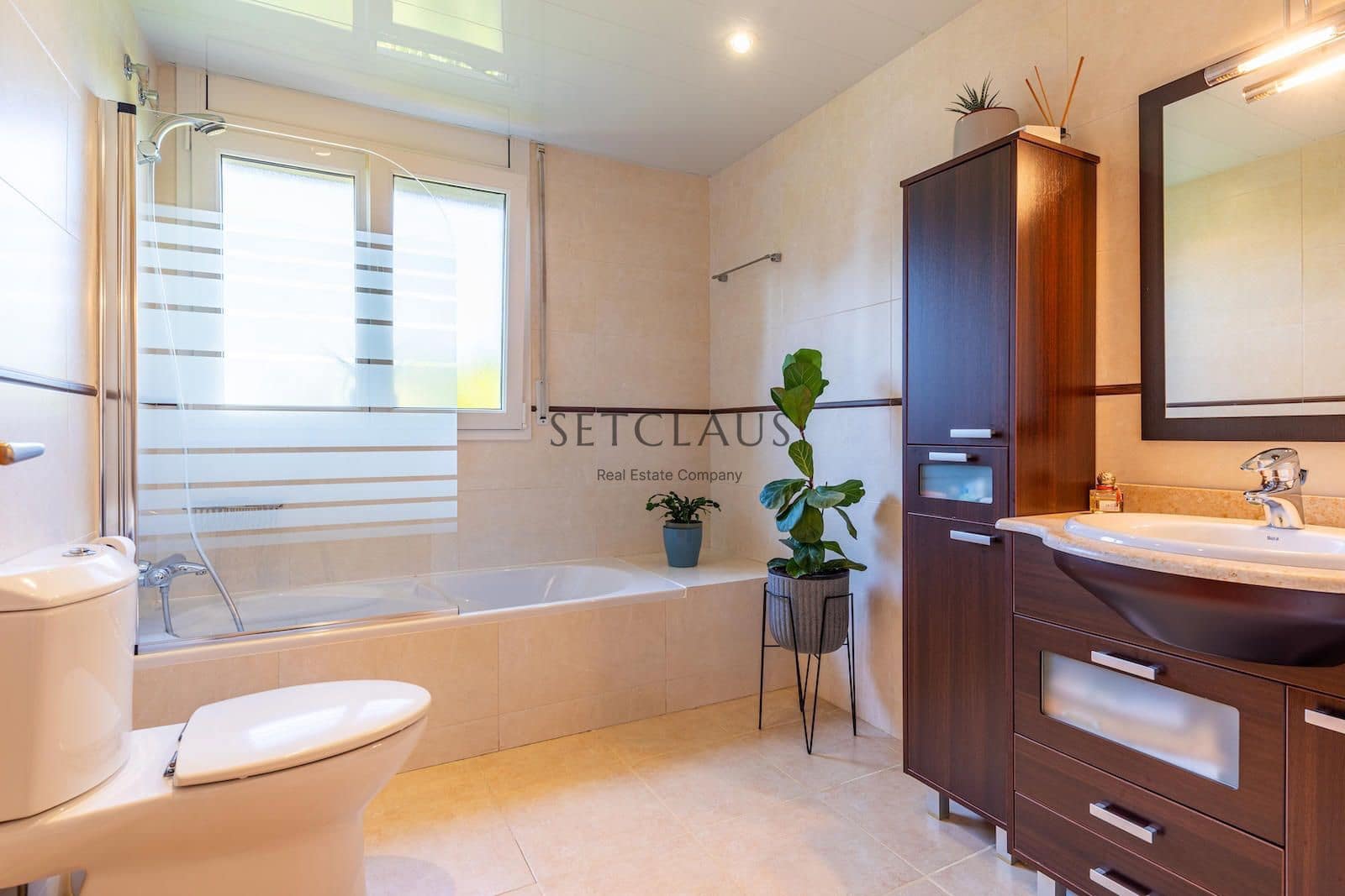 7 chambre Villa/Maison à vendre à Sant Vicenc de Montalt avec garage - 890 000 € (Ref: 9105919)