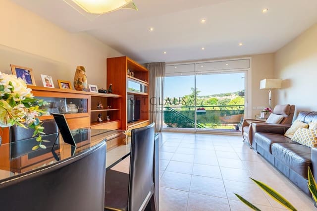 7 sovrum Villa till salu i Sant Vicenç de Montalt med garage - 890 000 € (Ref: 9105919)