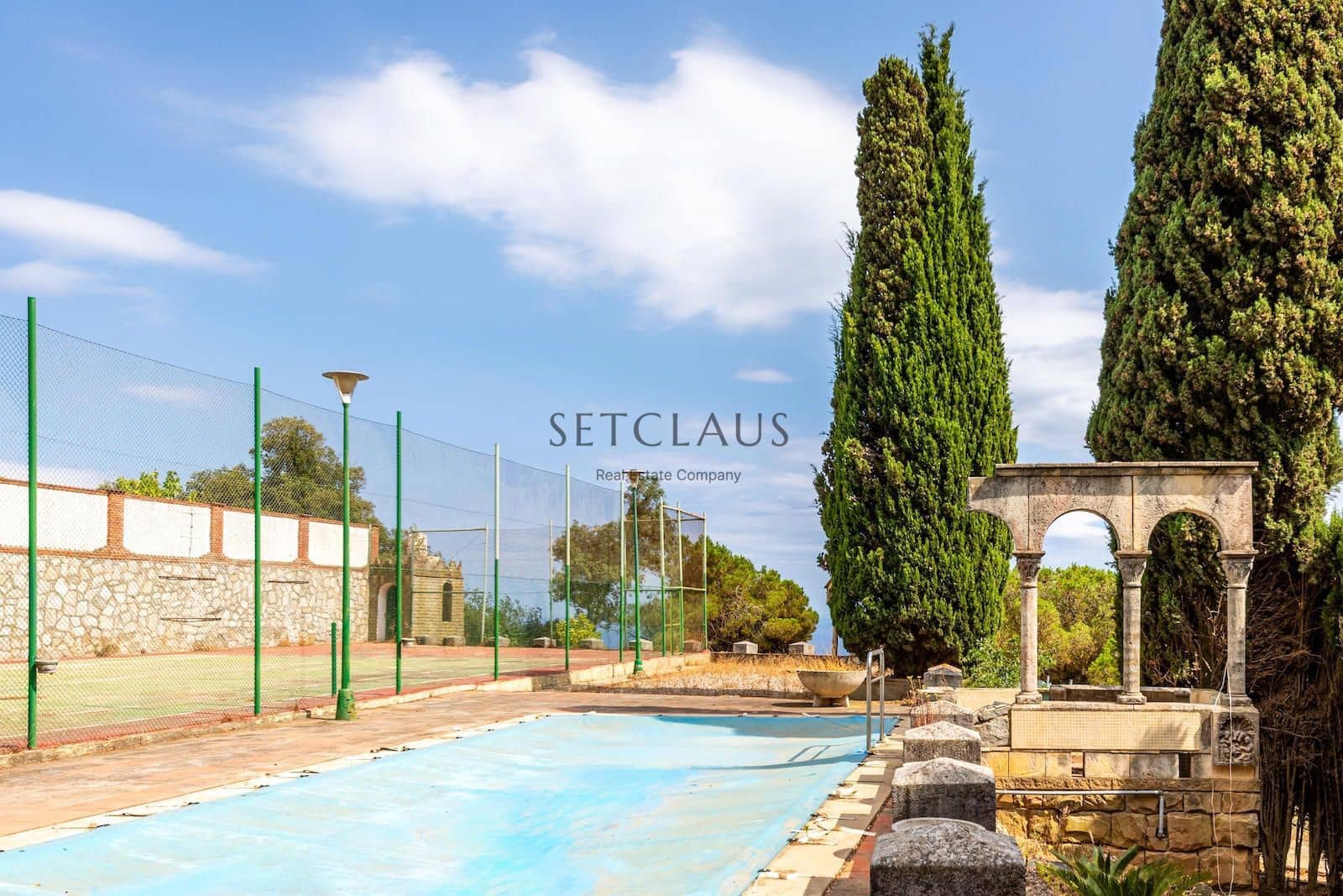 4 soveværelse Villa til salg i Mataro med swimmingpool garage - € 750.000 (Ref: 9115116)