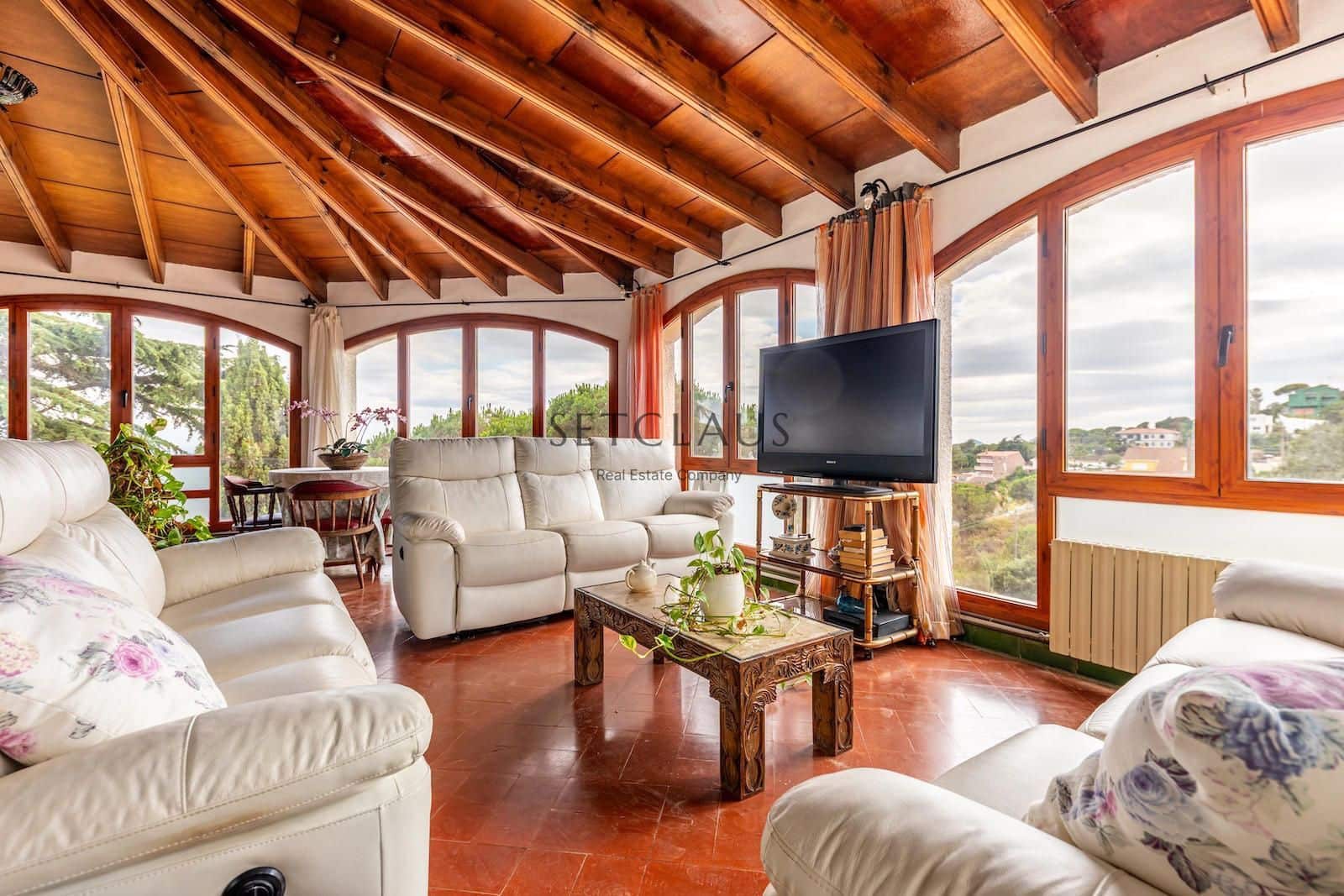 4 soveværelse Villa til salg i Mataro med swimmingpool garage - € 750.000 (Ref: 9115116)