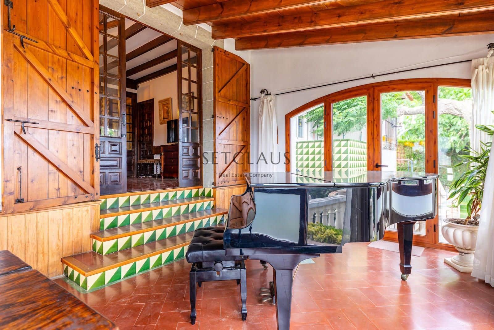 4 soveværelse Villa til salg i Mataro med swimmingpool garage - € 750.000 (Ref: 9115116)