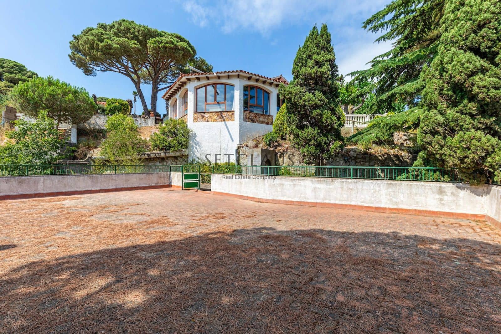4 soveværelse Villa til salg i Mataro med swimmingpool garage - € 750.000 (Ref: 9115116)