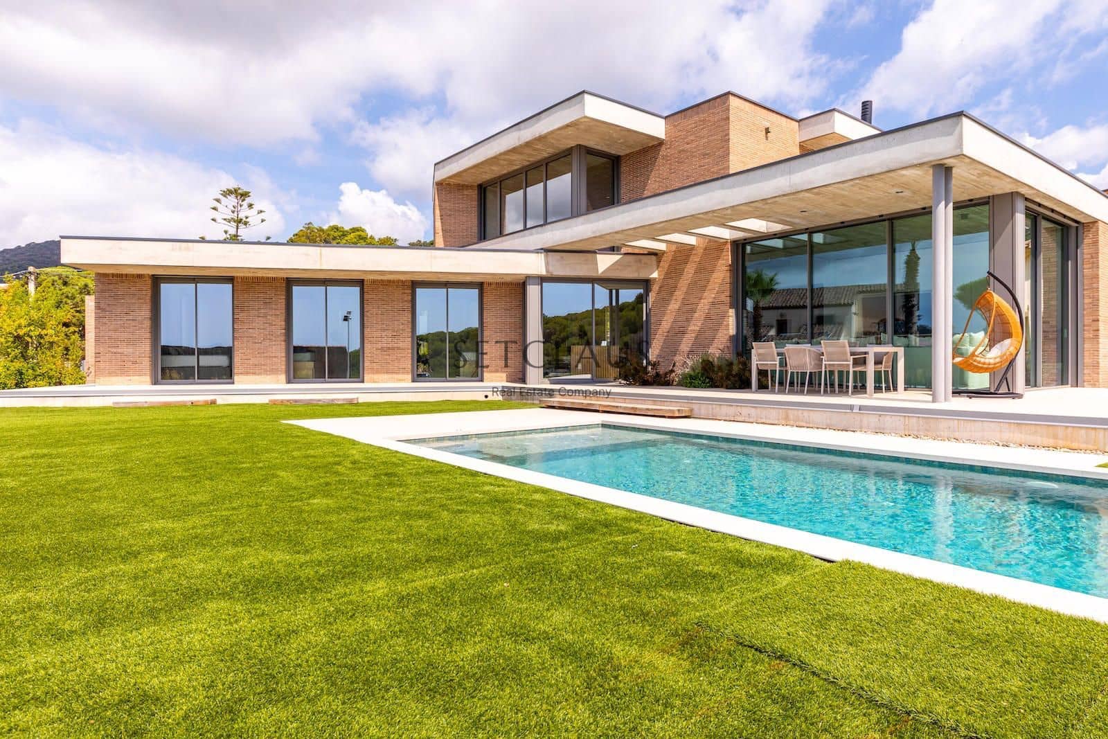 4 soveværelse Villa til salg i Cabrils med swimmingpool garage - € 1.490.000 (Ref: 9142457)