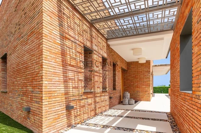 6 soverom Villa til salgs i Alella med svømmebasseng garasje - € 2 800 000 (Ref: 9160536)