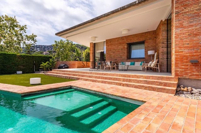 6 soverom Villa til salgs i Alella med svømmebasseng garasje - € 2 800 000 (Ref: 9160536)