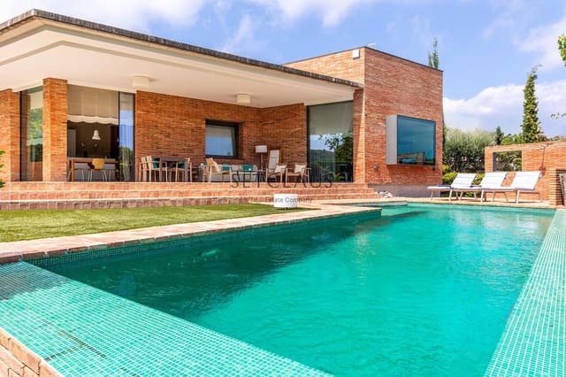 6 soverom Villa til salgs i Alella med svømmebasseng garasje - € 2 800 000 (Ref: 9160536)