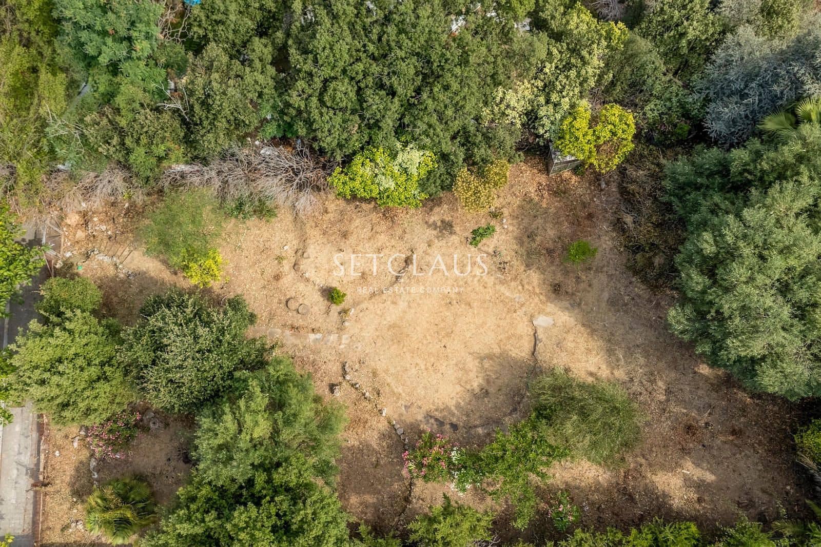 Building Plot for sale in El Masnou - € 440,000 (Ref: 9203076)