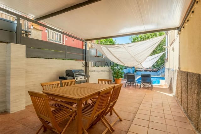 4 soverom Villa til salgs i El Masnou med svømmebasseng garasje - € 840 000 (Ref: 9205300)