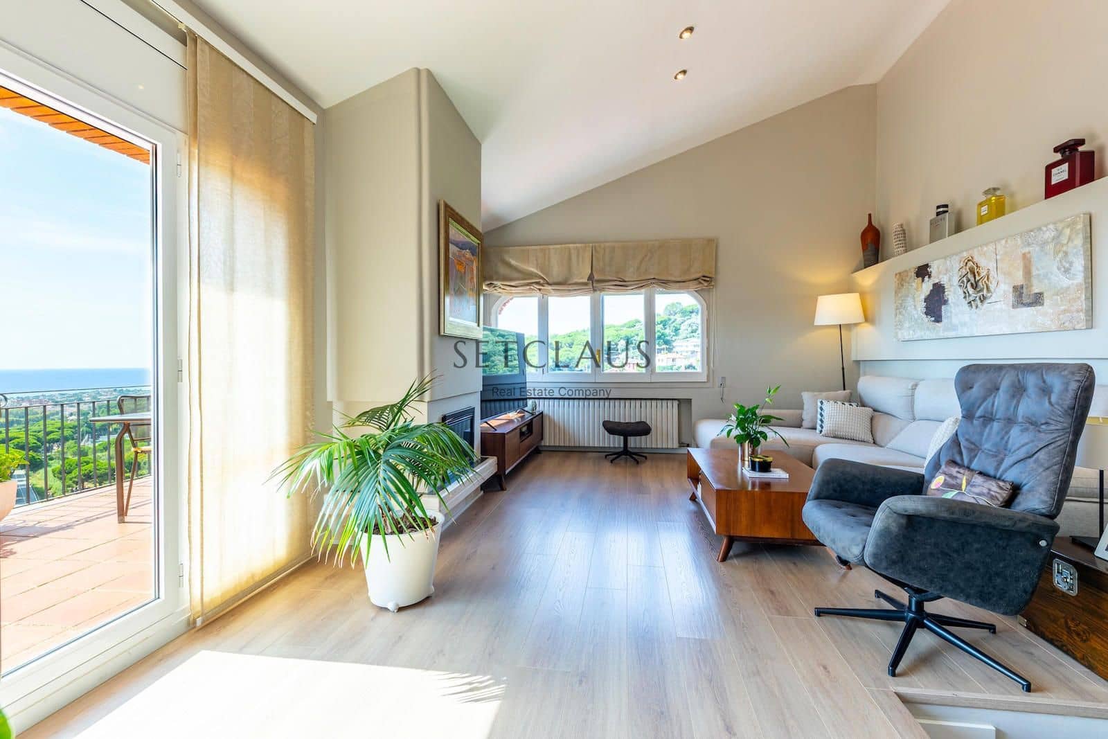 5 soverom Villa til salgs i Alella med svømmebasseng garasje - € 1 250 000 (Ref: 9207811)