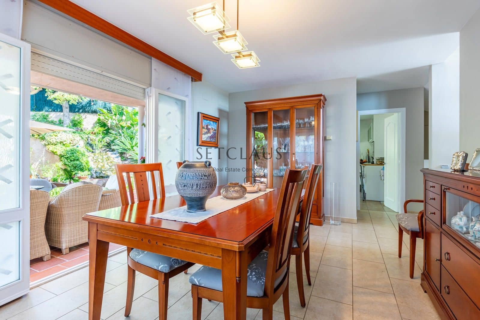 5 soverom Villa til salgs i Alella med svømmebasseng garasje - € 1 250 000 (Ref: 9207811)