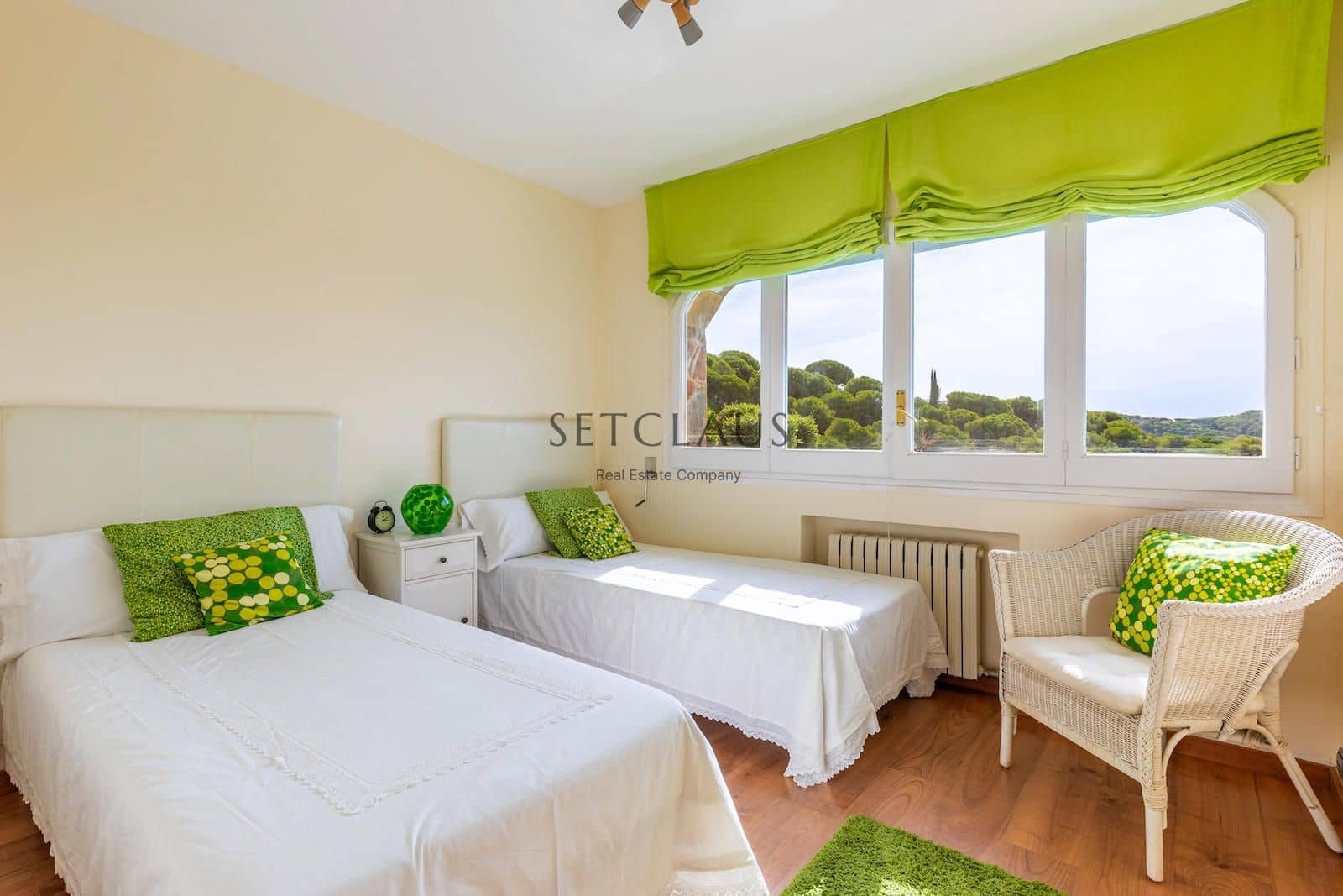 5 soverom Villa til salgs i Alella med svømmebasseng garasje - € 1 250 000 (Ref: 9207811)