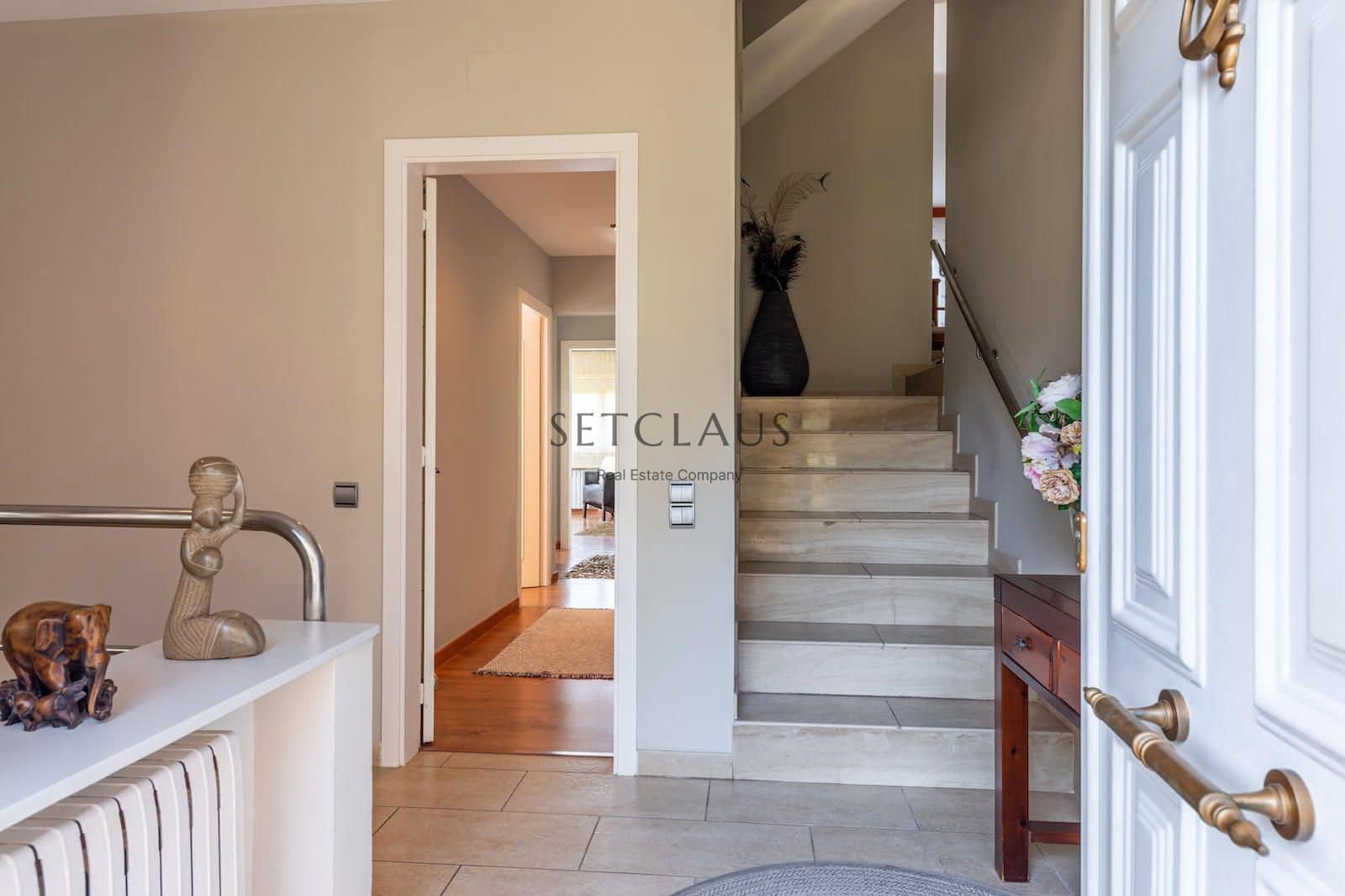 5 soverom Villa til salgs i Alella med svømmebasseng garasje - € 1 250 000 (Ref: 9207811)