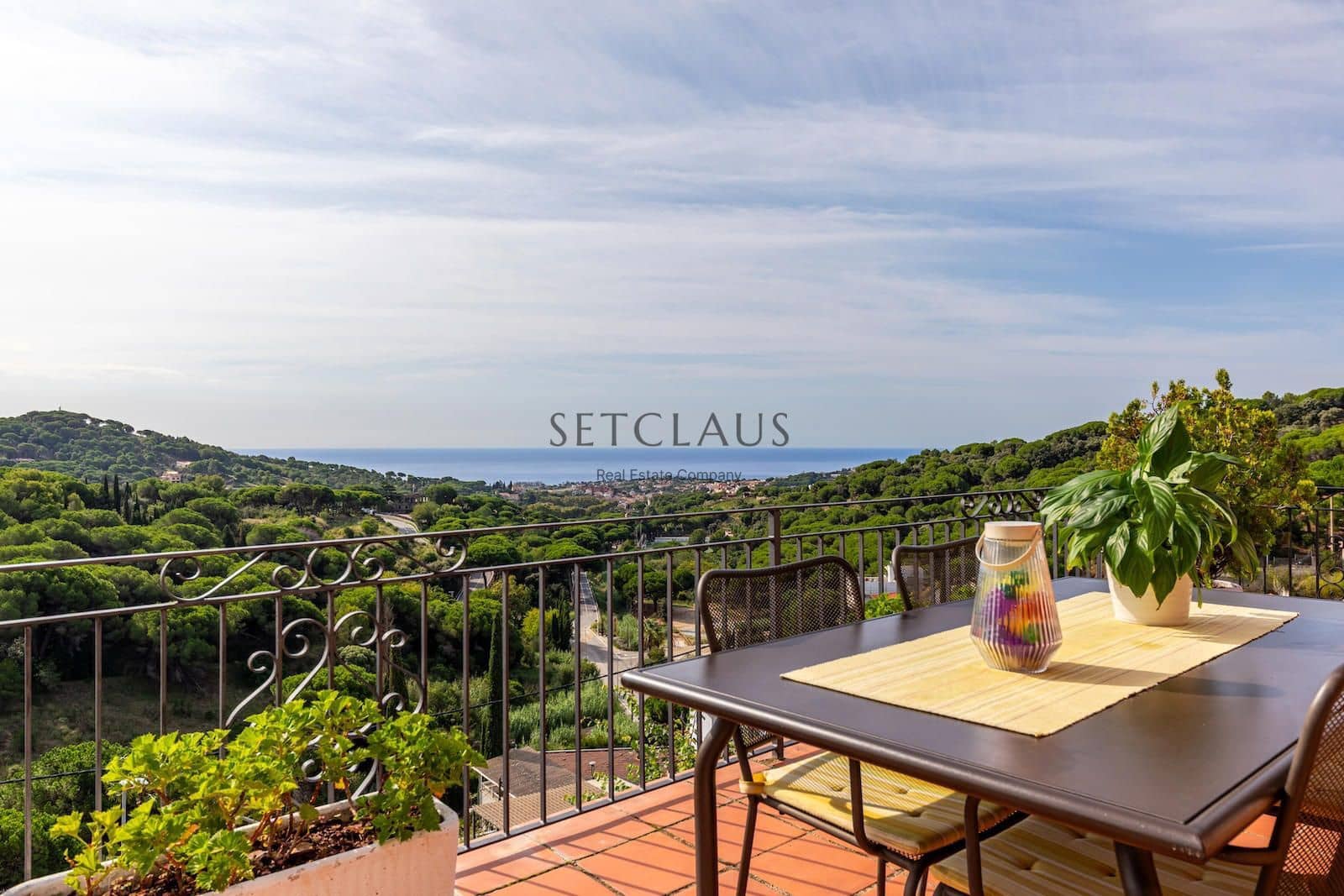 5 soverom Villa til salgs i Alella med svømmebasseng garasje - € 1 250 000 (Ref: 9207811)