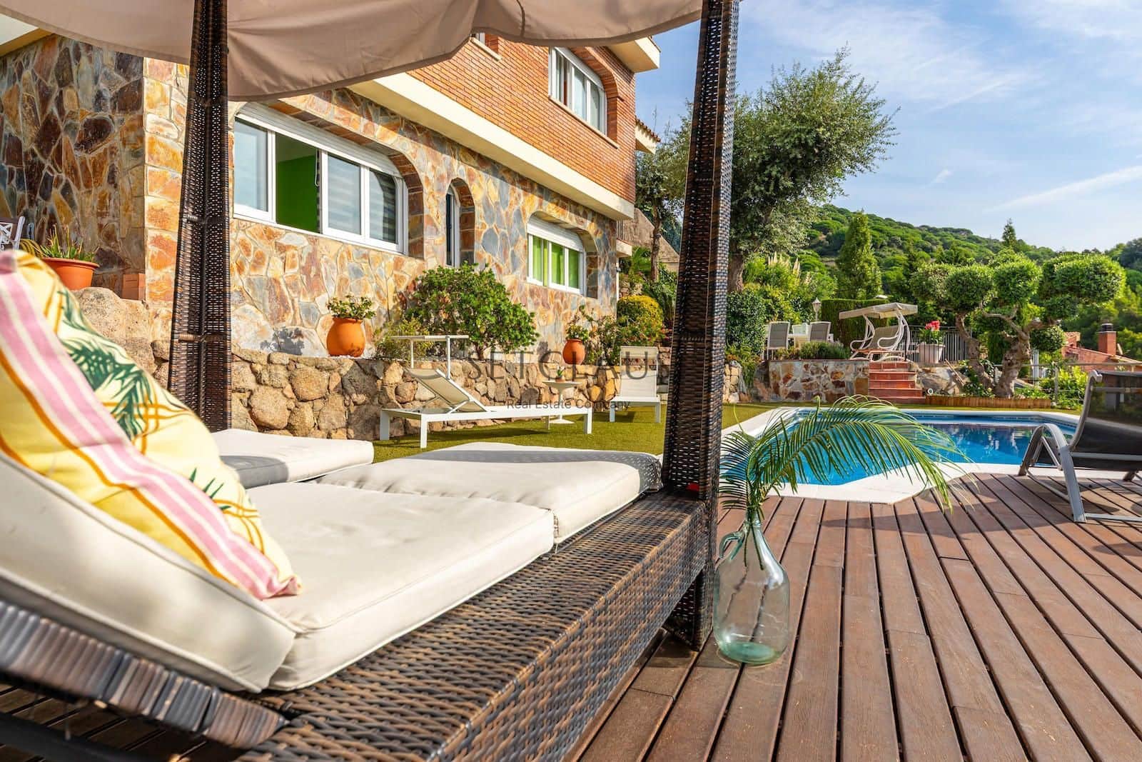 5 soverom Villa til salgs i Alella med svømmebasseng garasje - € 1 250 000 (Ref: 9207811)