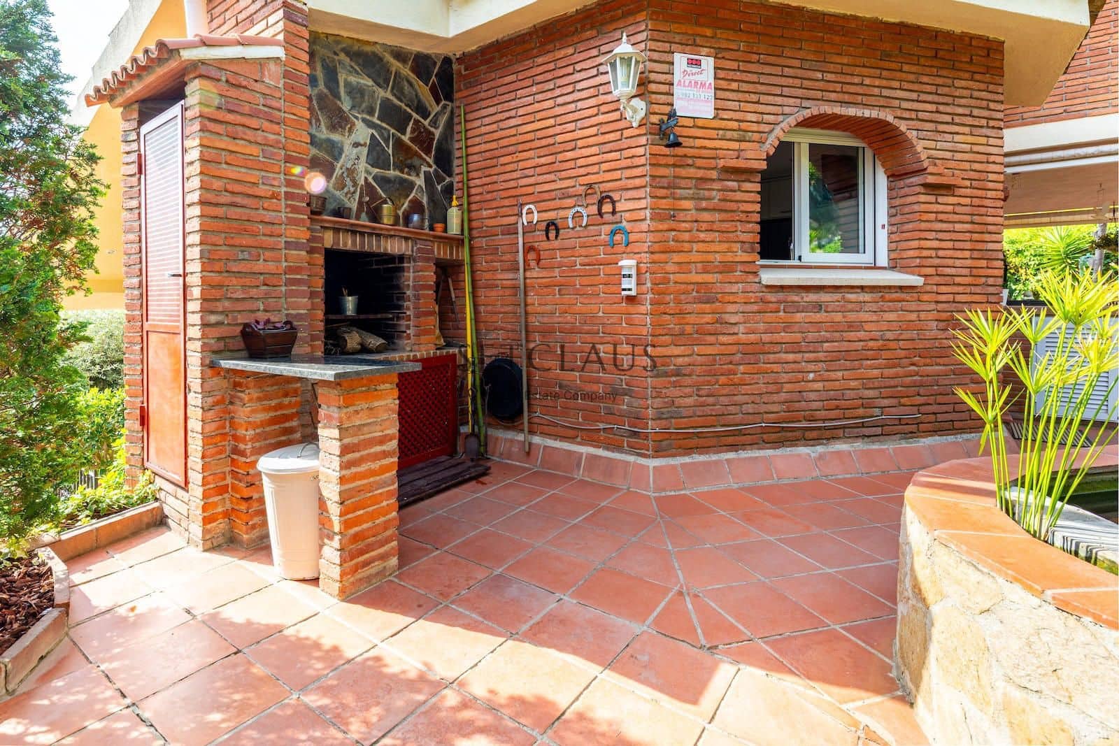 5 soverom Villa til salgs i Alella med svømmebasseng garasje - € 1 250 000 (Ref: 9207811)