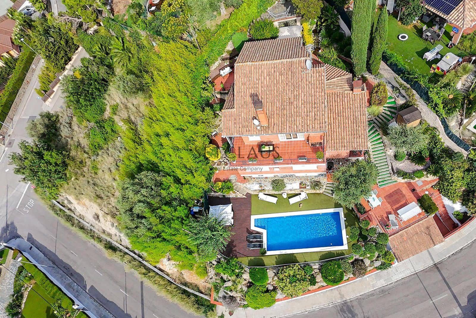 5 soverom Villa til salgs i Alella med svømmebasseng garasje - € 1 250 000 (Ref: 9207811)