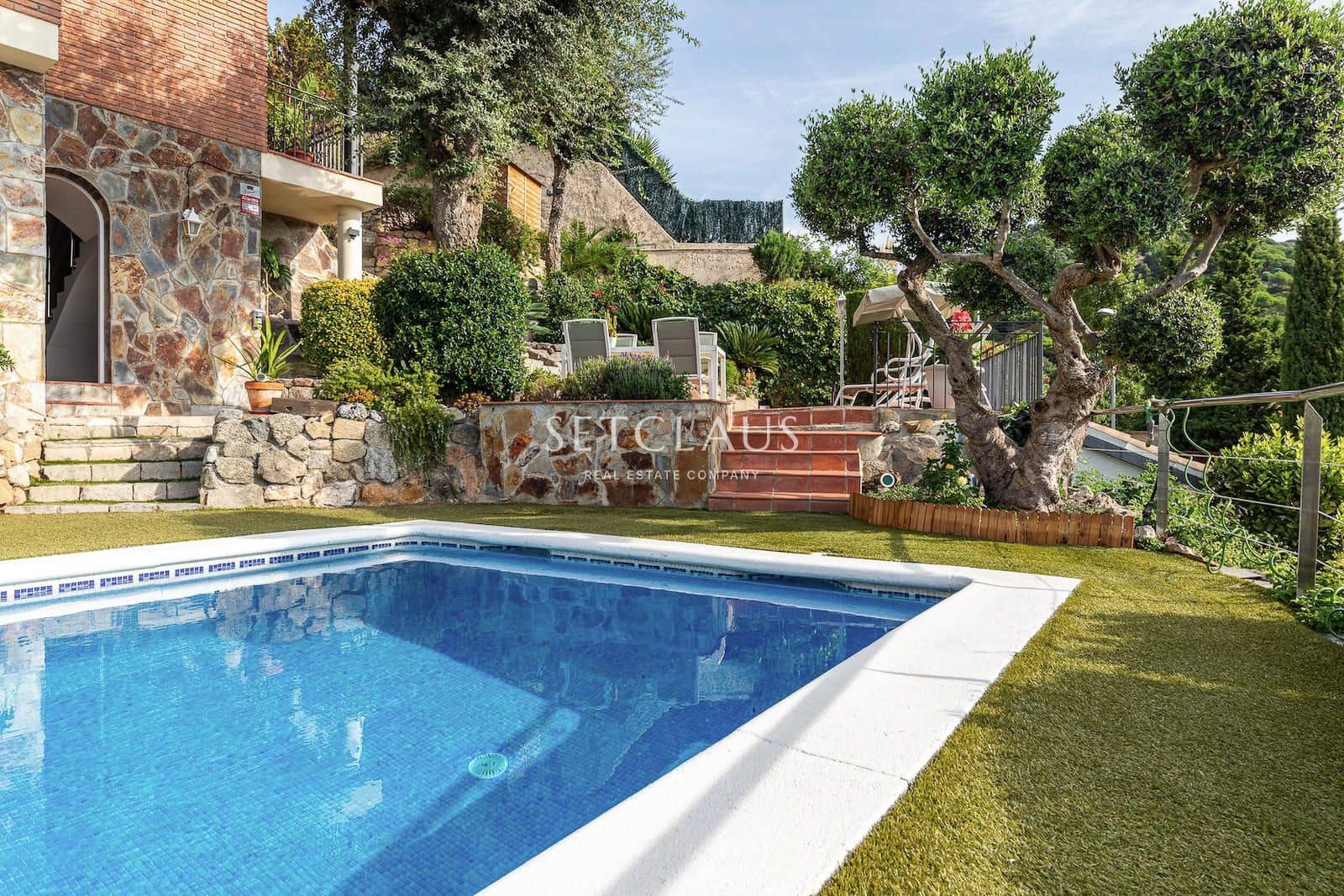 5 sypialnia Willa na sprzedaż w Alella z basenem garażem - 1 190 000 € (Ref: 9207811)