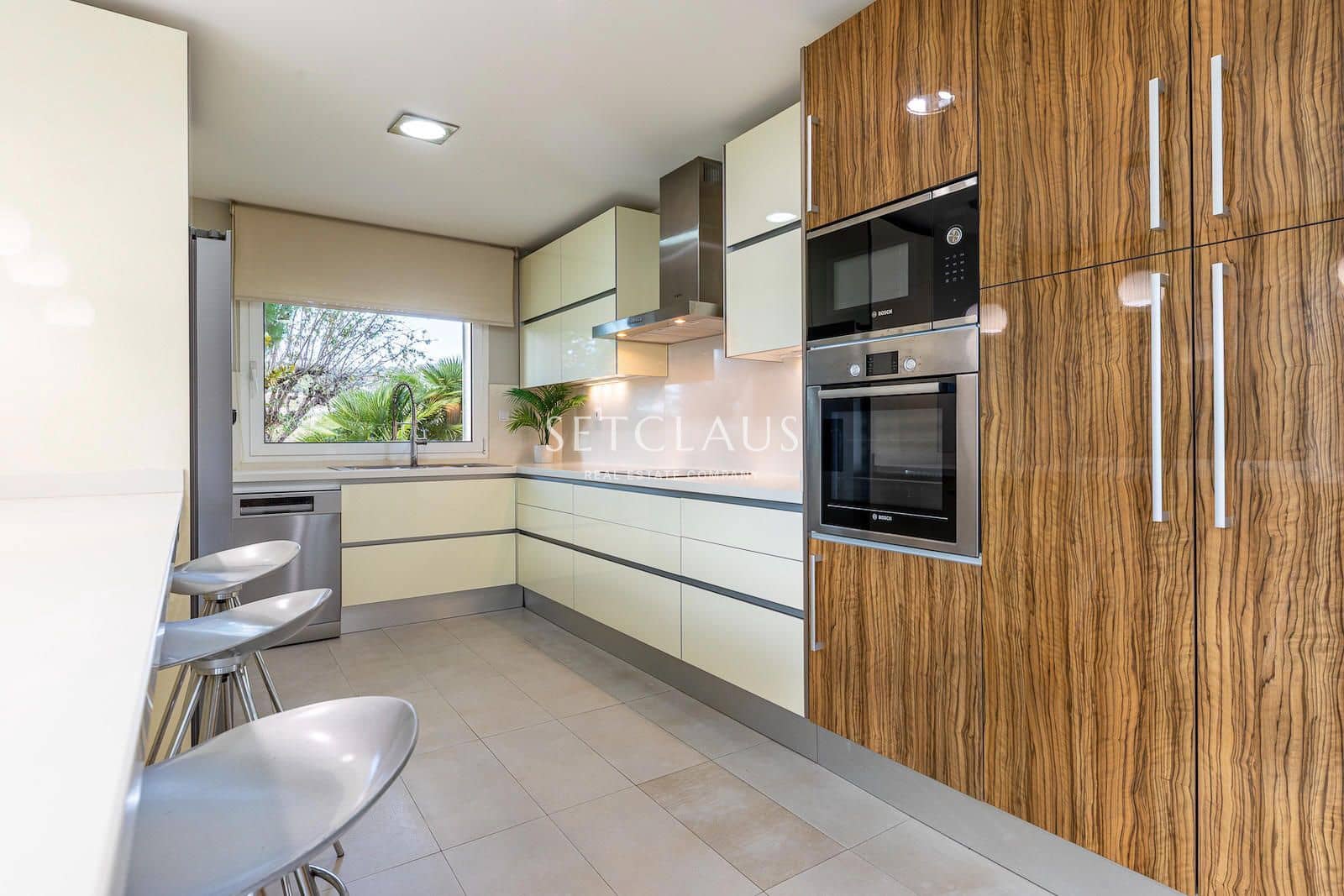 4 soveværelse Villa til salg i Alella med swimmingpool garage - € 1.890.000 (Ref: 9256227)