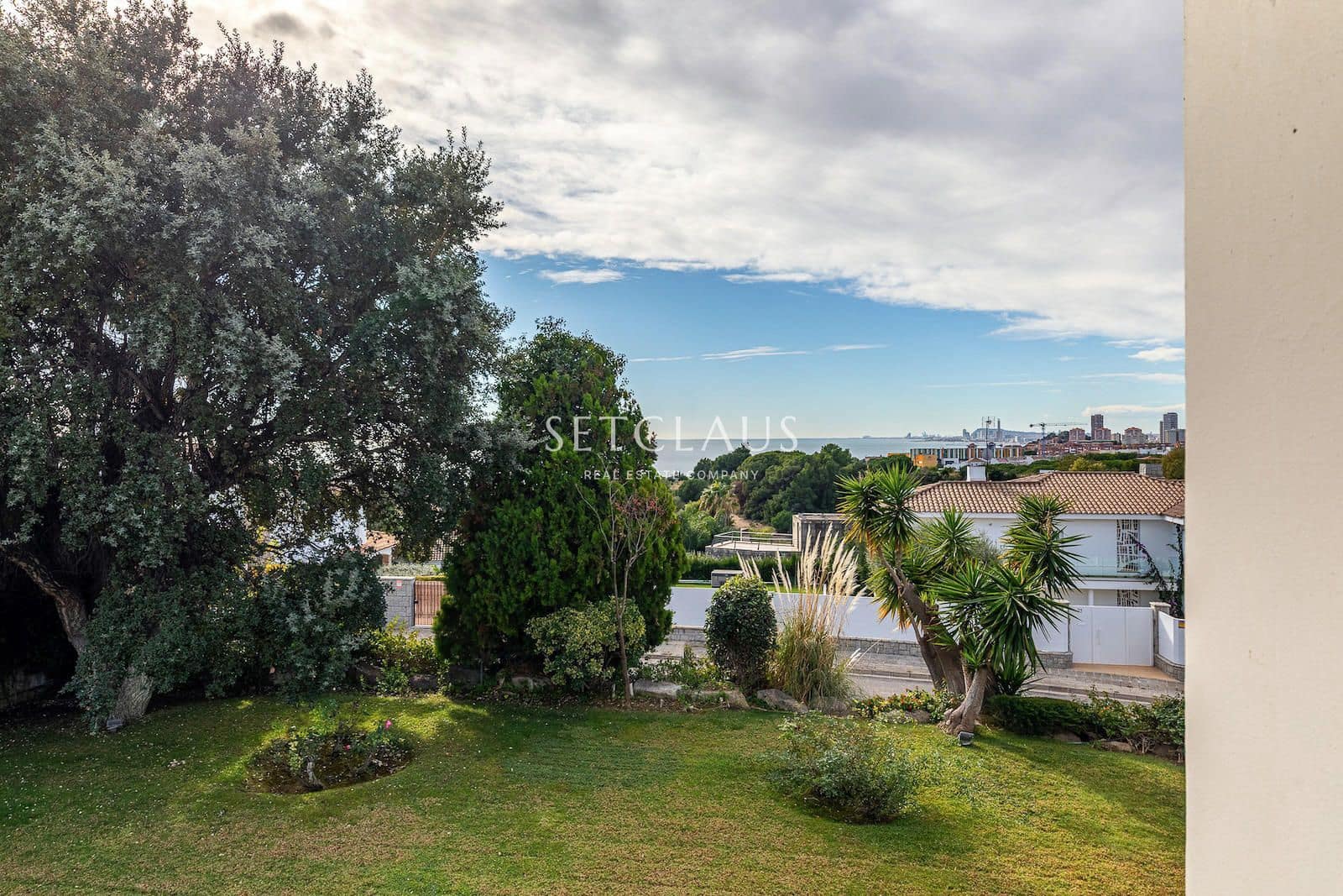 4 soveværelse Villa til salg i Alella med swimmingpool garage - € 1.890.000 (Ref: 9256227)