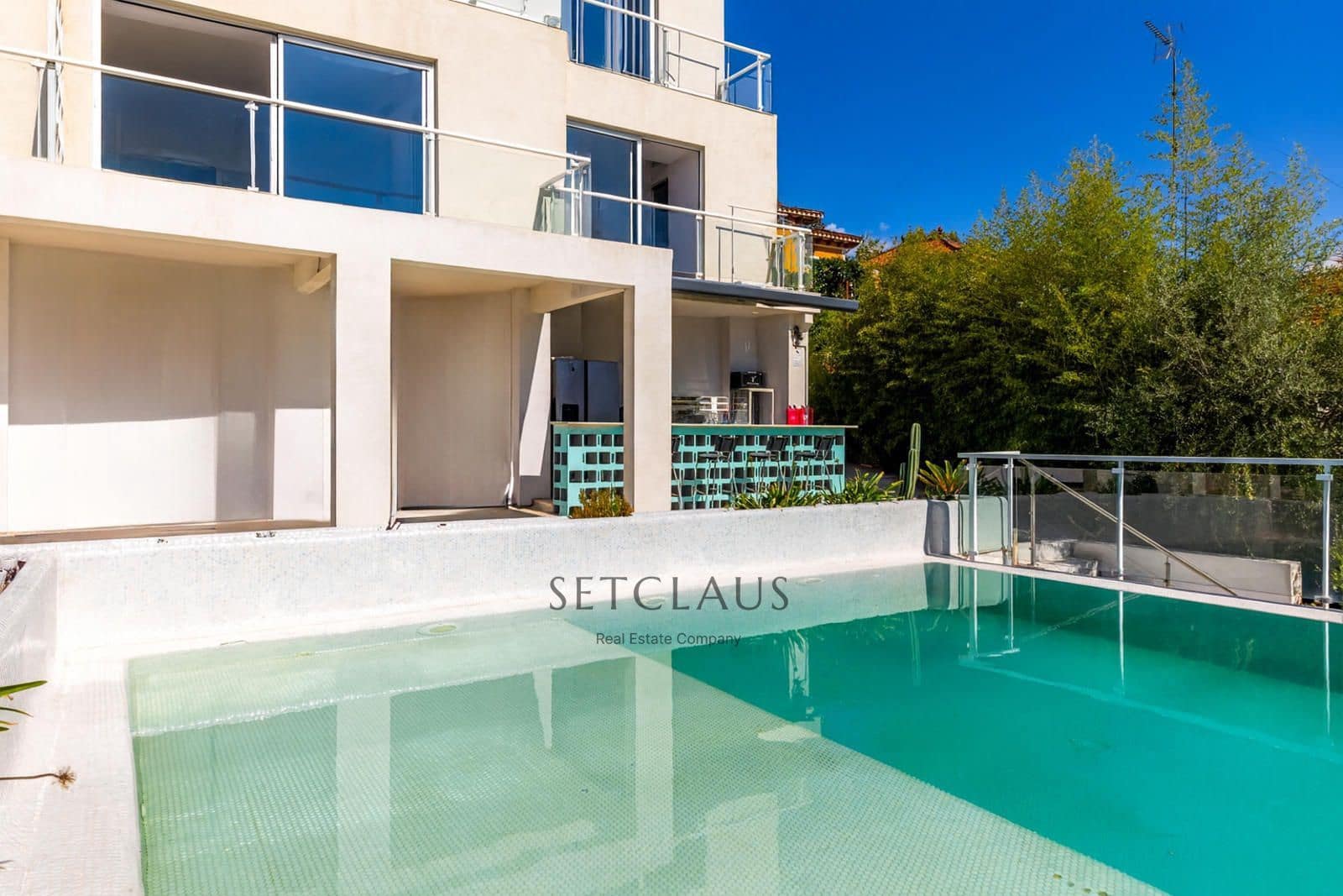 5 soverom Villa til salgs i El Masnou med svømmebasseng garasje - € 1 900 000 (Ref: 9263586)