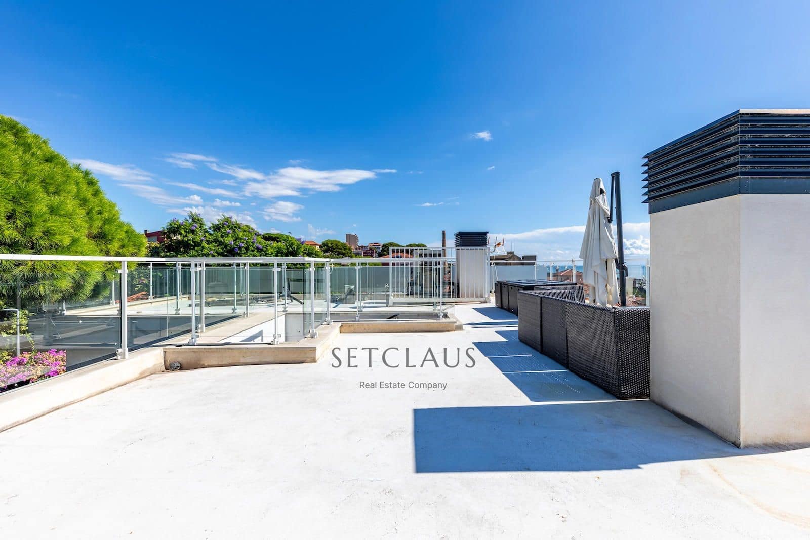 5 soverom Villa til salgs i El Masnou med svømmebasseng garasje - € 1 900 000 (Ref: 9263586)