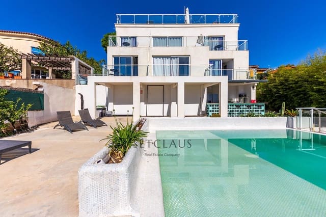 5 soverom Villa til salgs i El Masnou med svømmebasseng garasje - € 1 900 000 (Ref: 9263586)