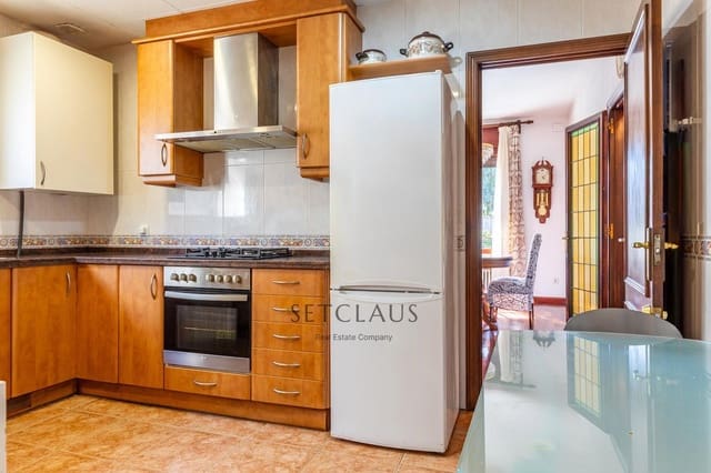 5 sypialnia Willa na sprzedaż w El Masnou - 870 000 € (Ref: 9266521)