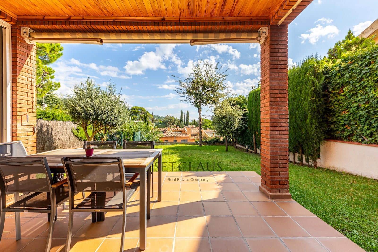 4 soverom Villa til salgs i Teia med garasje - € 770 000 (Ref: 9267702)