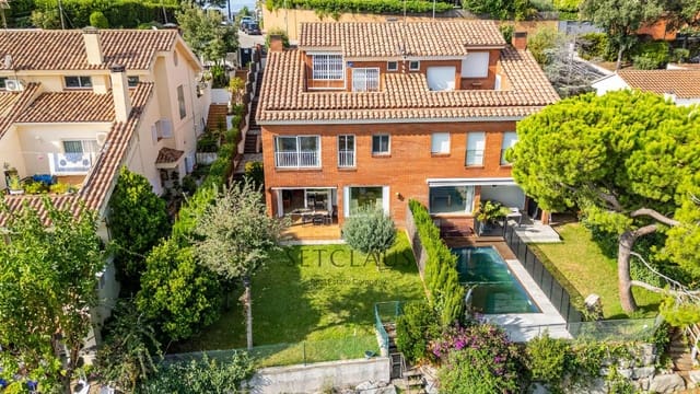 4 soverom Villa til salgs i Teià med garasje - € 770 000 (Ref: 9267702)