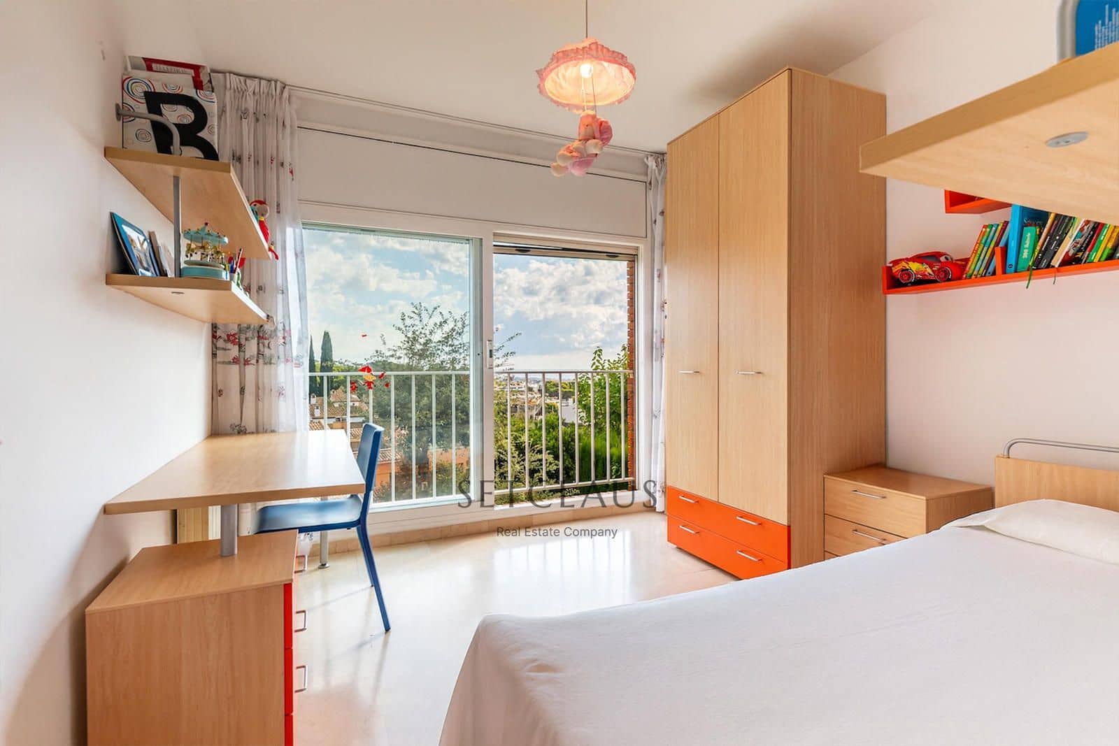 4 soverom Villa til salgs i Teia med garasje - € 770 000 (Ref: 9267702)