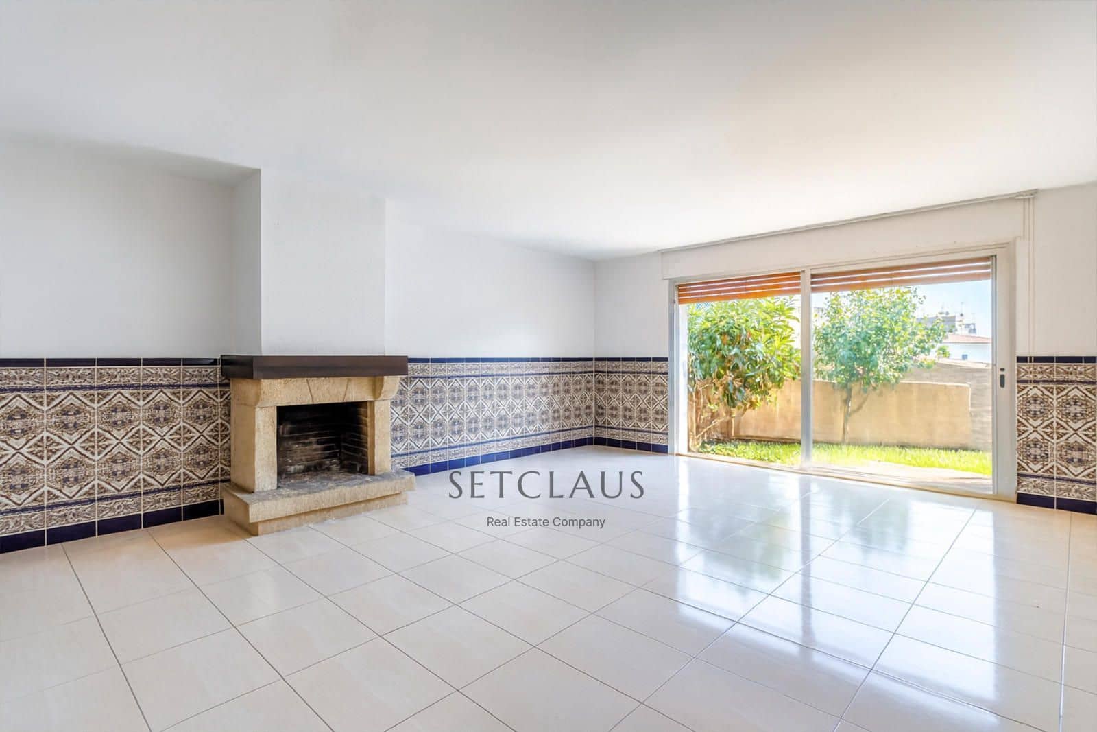 4 soverom Villa til salgs i Premia de Dalt med svømmebasseng garasje - € 749 000 (Ref: 9283527)