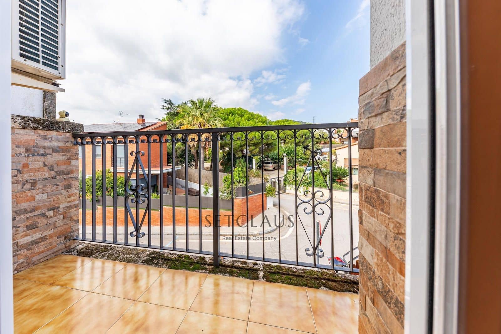 4 soverom Villa til salgs i Premia de Dalt med svømmebasseng garasje - € 749 000 (Ref: 9283527)