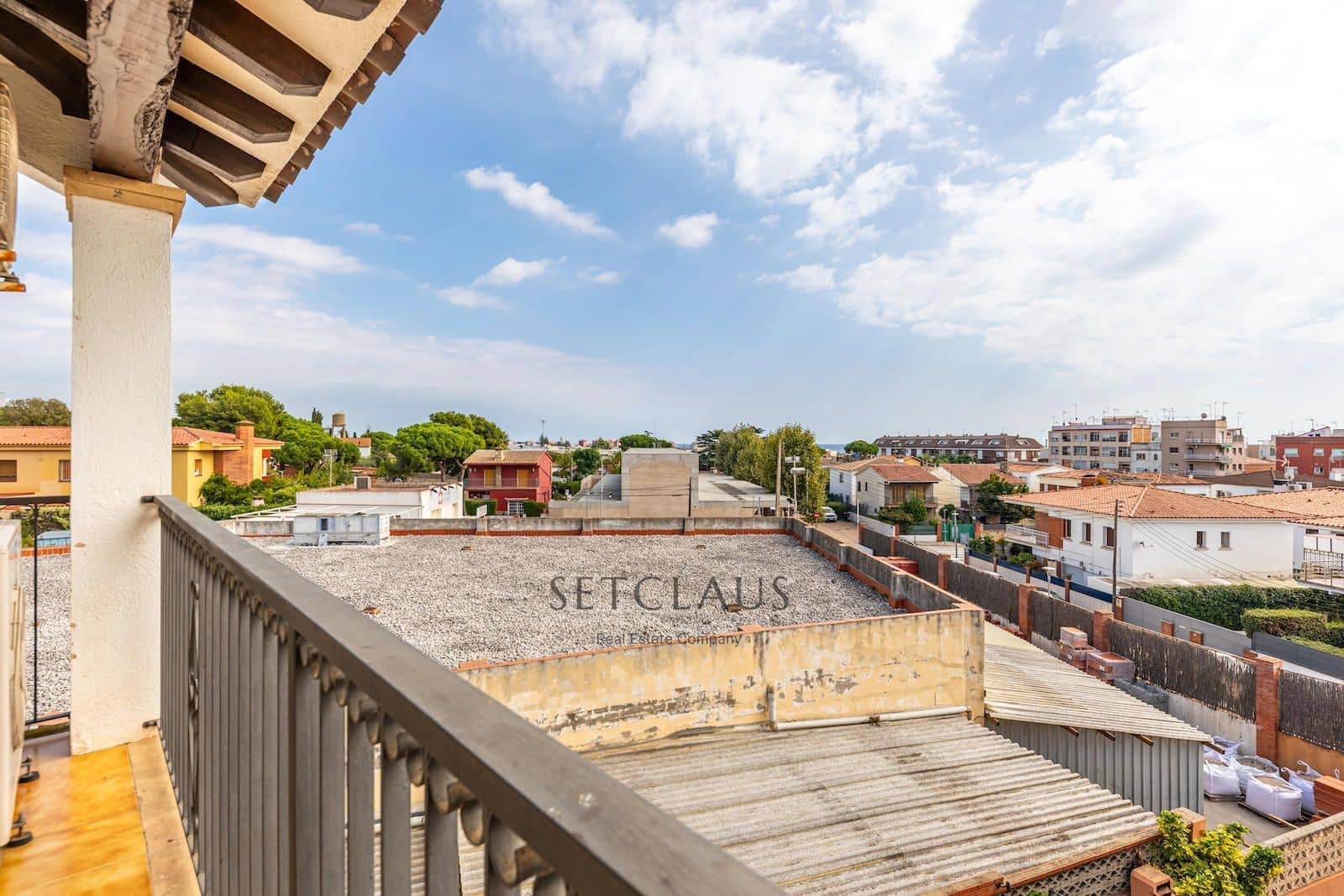 4 soverom Villa til salgs i Premia de Dalt med svømmebasseng garasje - € 749 000 (Ref: 9283527)