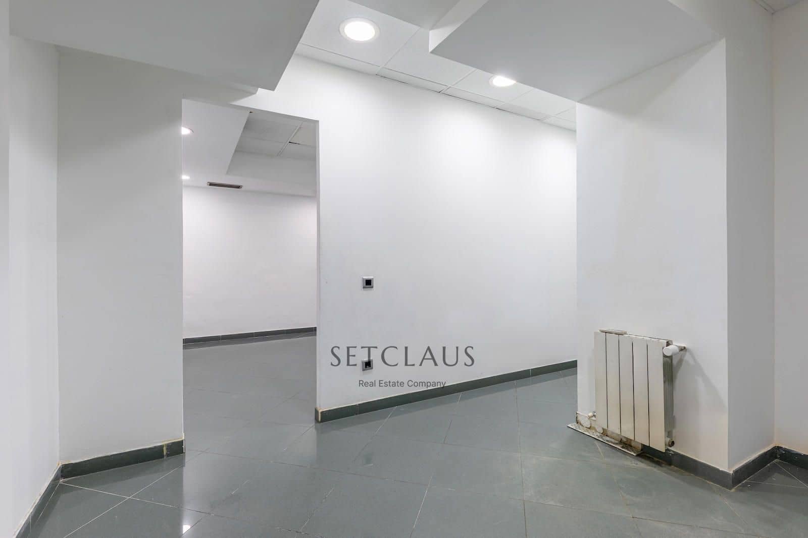 Leilighet til salgs i Barcelona by - € 399 000 (Ref: 9289649)