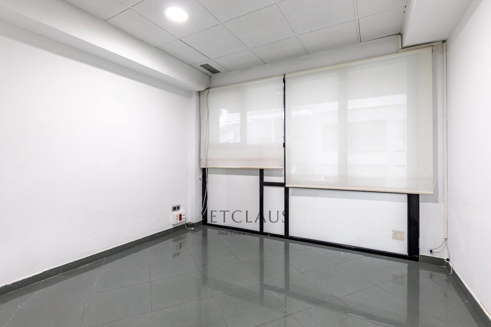 Leilighet til salgs i Barcelona by - € 399 000 (Ref: 9289649)