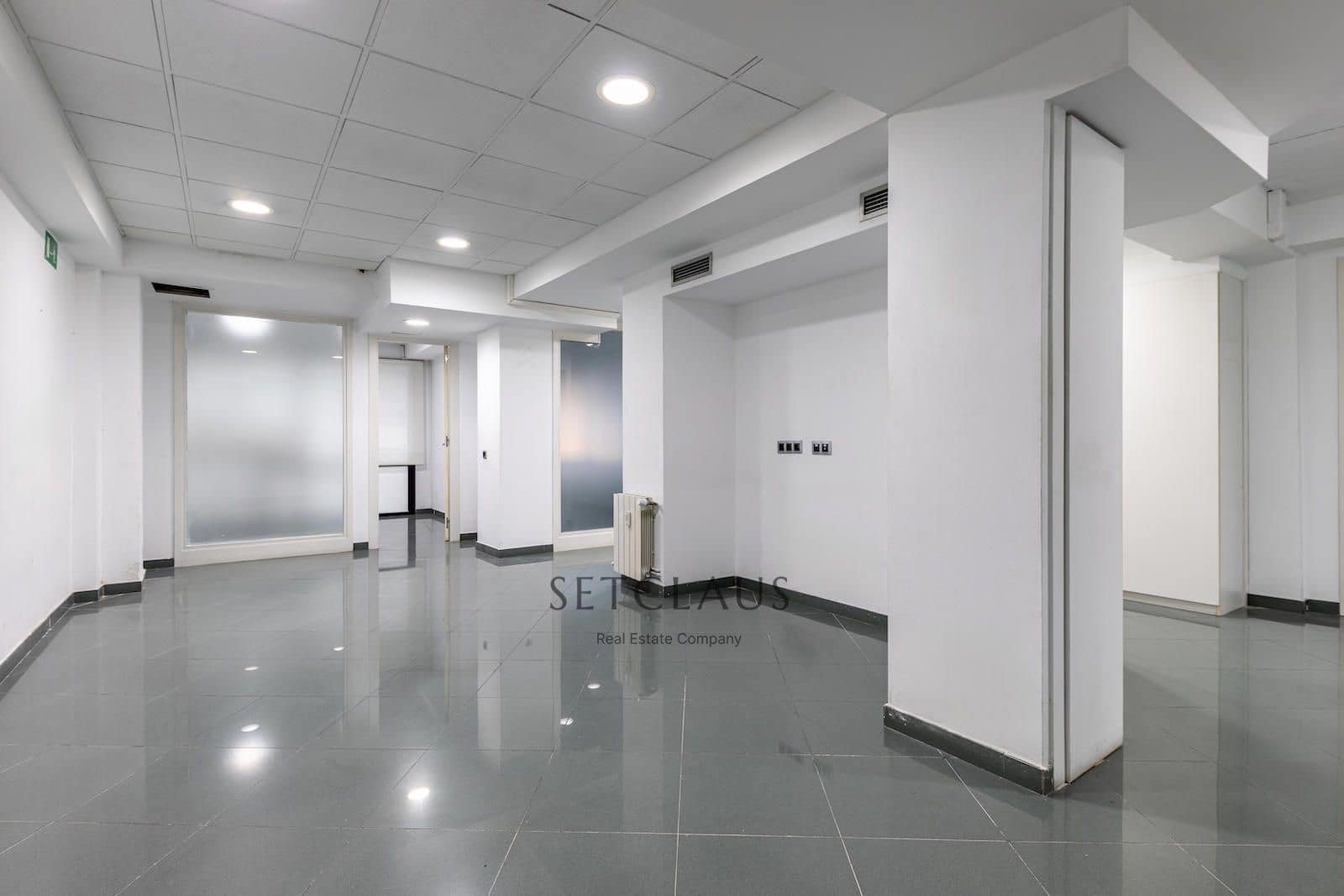 Leilighet til salgs i Barcelona by - € 399 000 (Ref: 9289649)