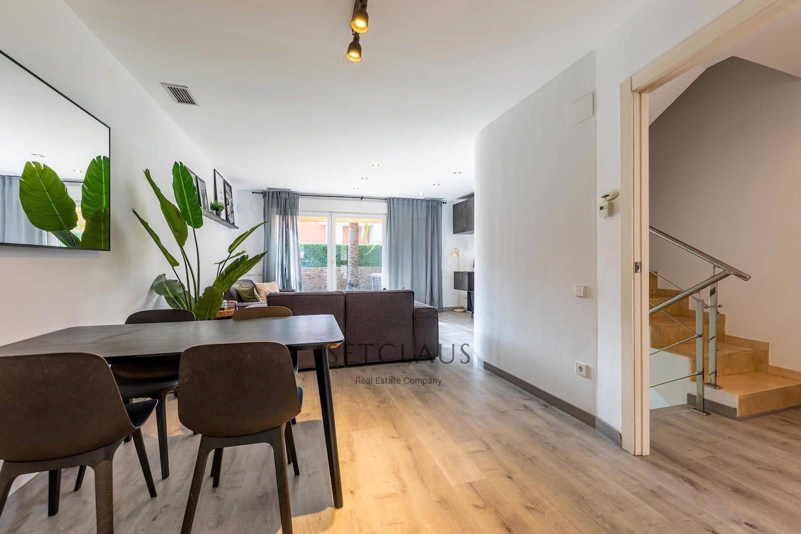 4 soveværelse Byhus til salg i Montgat med garage - € 760.000 (Ref: 9293280)