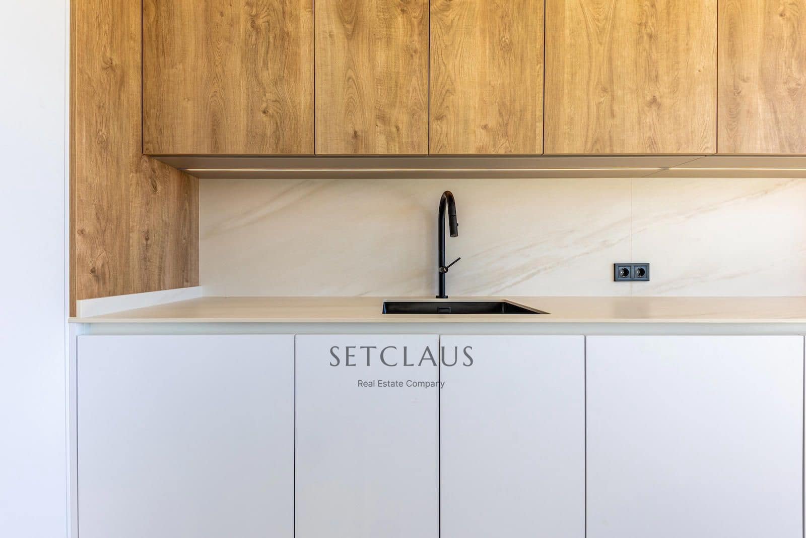 4 soverom Villa til salgs i Teia med svømmebasseng garasje - € 1 100 000 (Ref: 9293963)