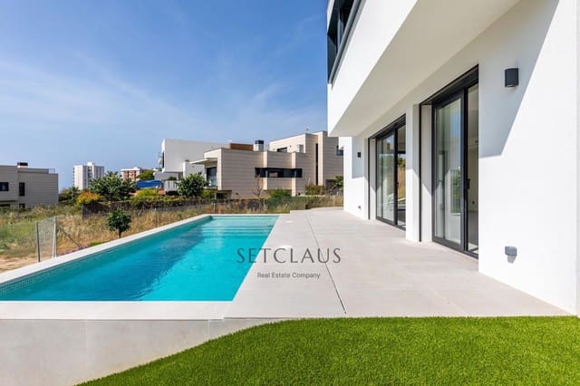 4 soverom Villa til salgs i Teià med svømmebasseng garasje - € 1 100 000 (Ref: 9293963)