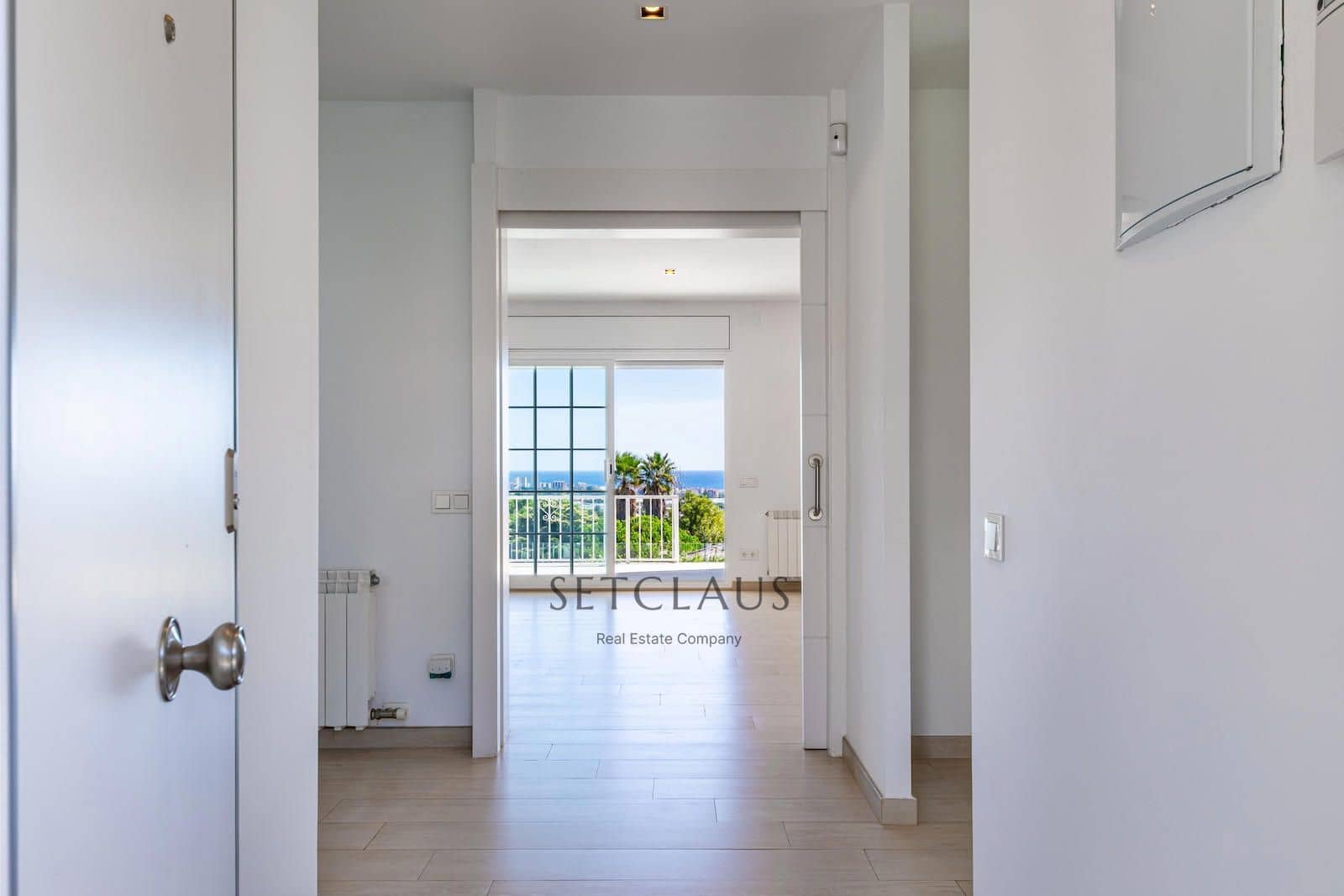 5 soverom Villa til salgs i Premia de Dalt med svømmebasseng garasje - € 1 350 000 (Ref: 9307124)