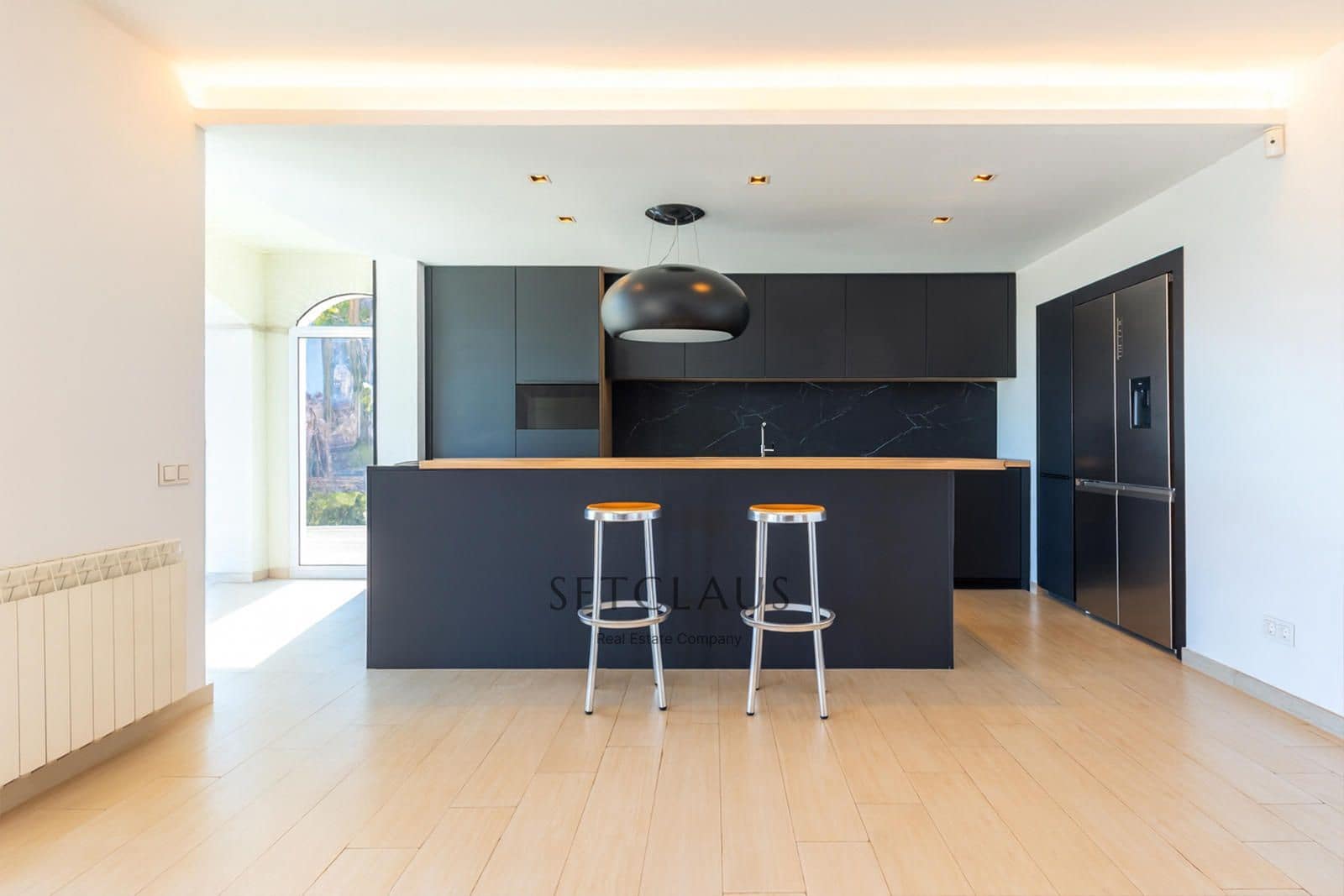 5 soverom Villa til salgs i Premia de Dalt med svømmebasseng garasje - € 1 350 000 (Ref: 9307124)