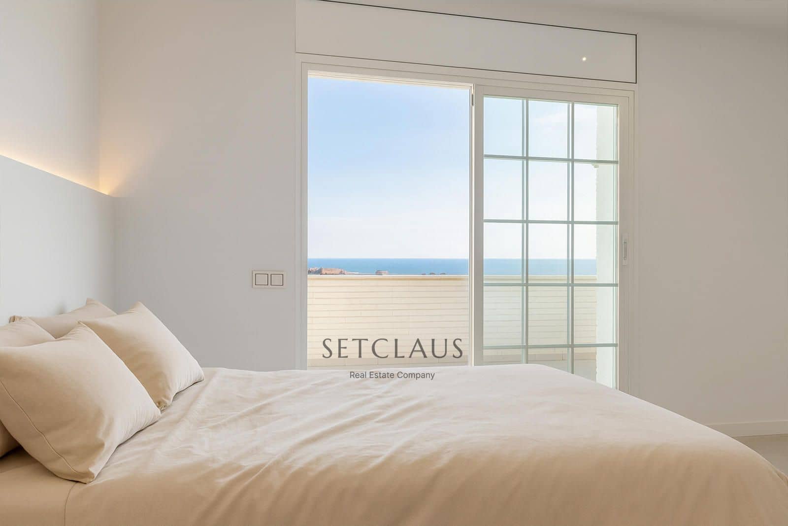 5 soverom Villa til salgs i Premia de Dalt med svømmebasseng garasje - € 1 350 000 (Ref: 9307124)