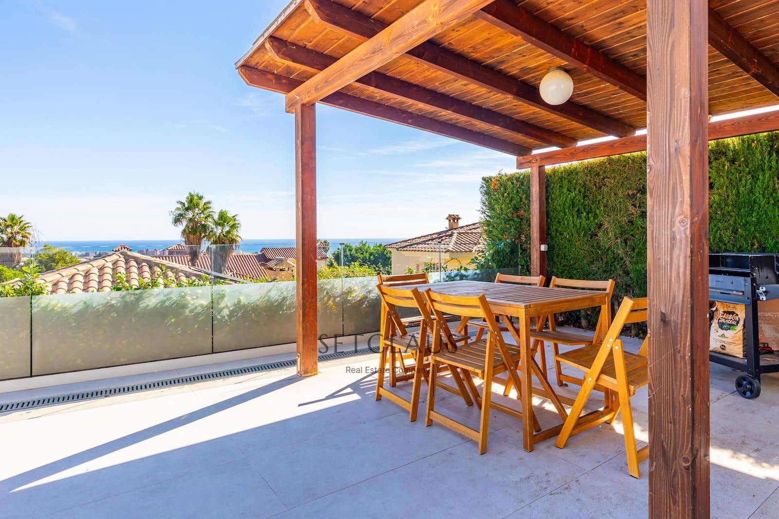 5 soverom Villa til salgs i Premia de Dalt med svømmebasseng garasje - € 1 350 000 (Ref: 9307124)