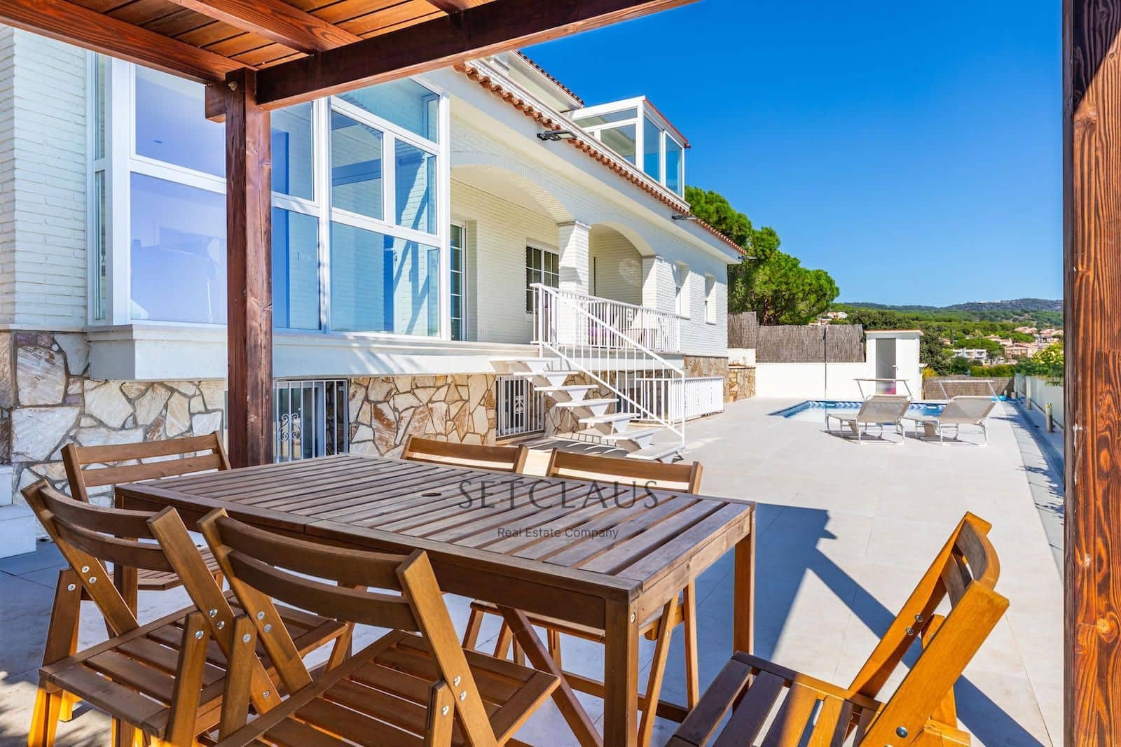 5 soverom Villa til salgs i Premia de Dalt med svømmebasseng garasje - € 1 350 000 (Ref: 9307124)