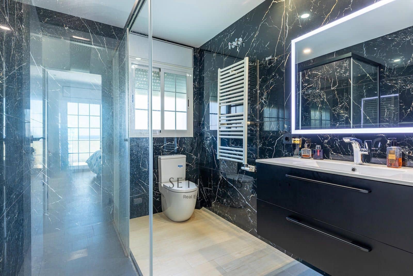 5 soverom Villa til salgs i Premia de Dalt med svømmebasseng garasje - € 1 350 000 (Ref: 9307124)