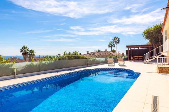 5 Zimmer Villa zu verkaufen in Premià de Dalt mit Pool Garage - 1.350.000 € (Ref: 9307124)